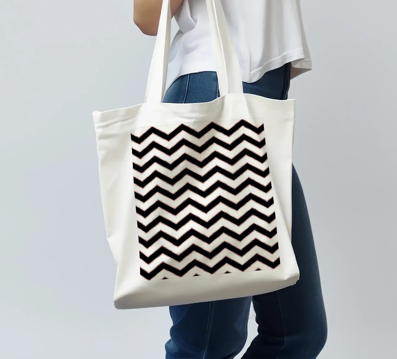 Motivo bianco e nero con riflessi rame borsa in juta da CalliLetters