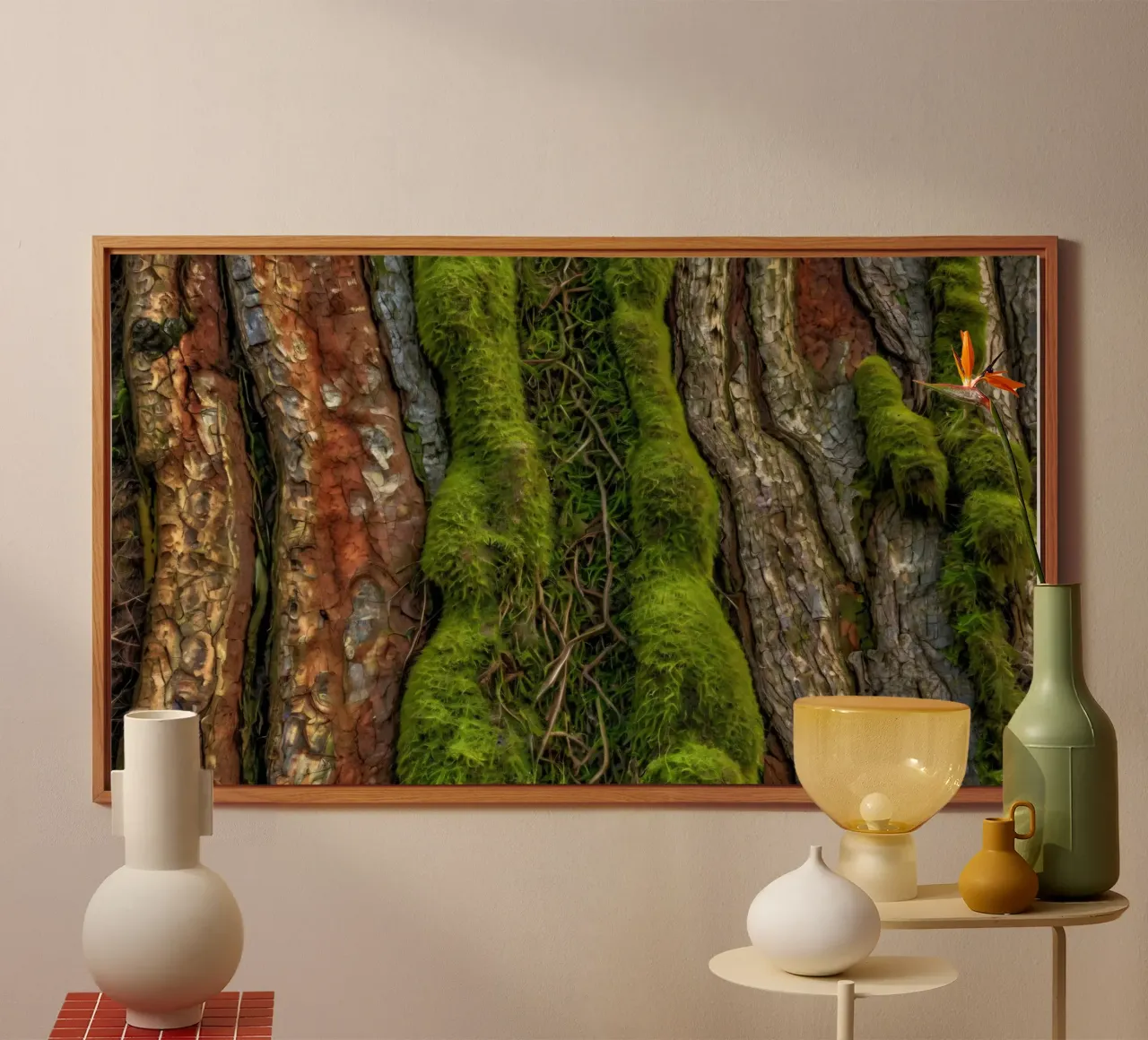 Écorce d'arbre texturée avec mousse vert vif et vin complexe. alu dibond de DesignDoodle