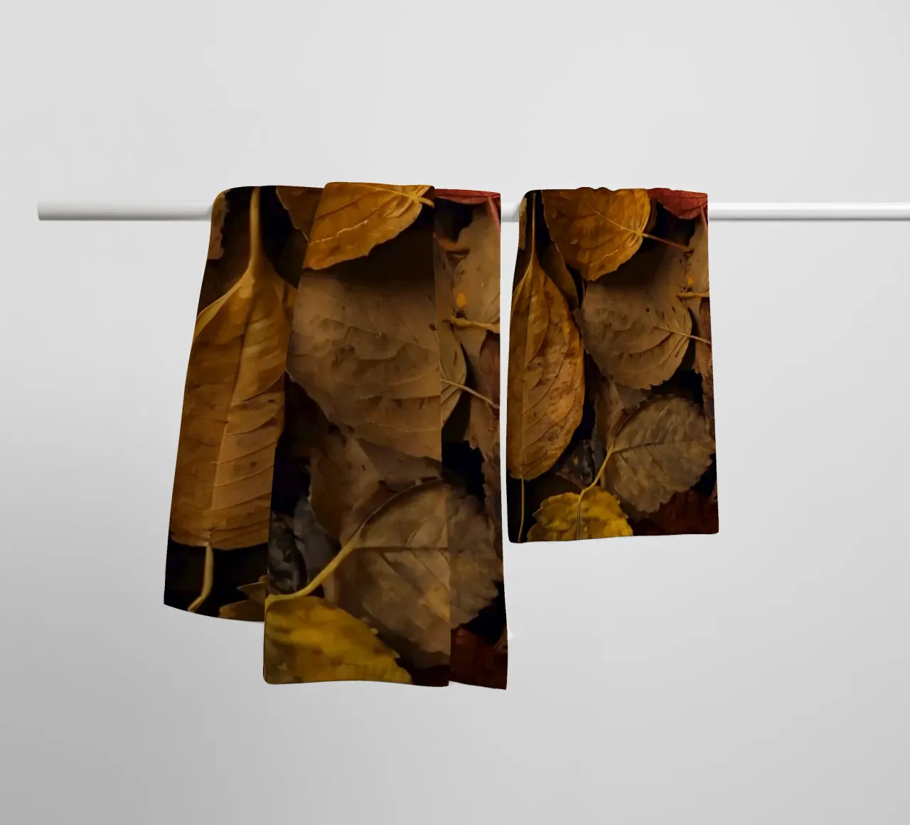 foglie d'autunno sparse a terra asciugamano da bagno da DesignDoodle