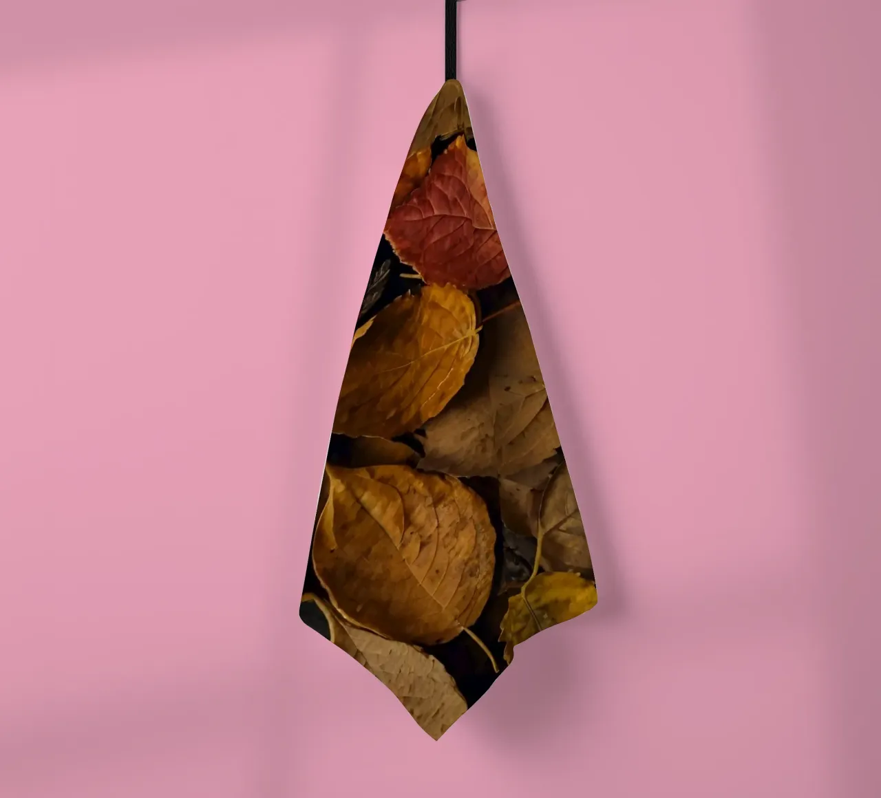 foglie d'autunno sparse a terra canovaccio da cucina da DesignDoodle