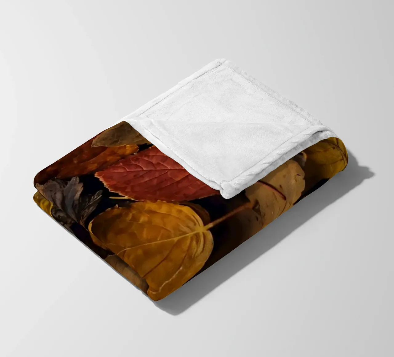 foglie d'autunno sparse a terra coperta in pile da DesignDoodle