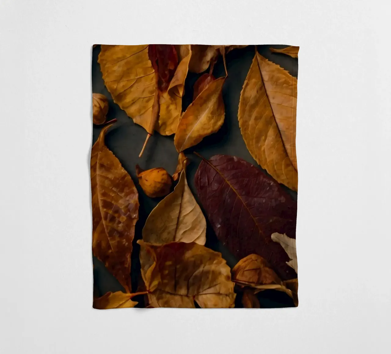 Verspreid gezellige herfstbladeren voor een levendig seizoensdisplay fleecedeken van DesignDoodle