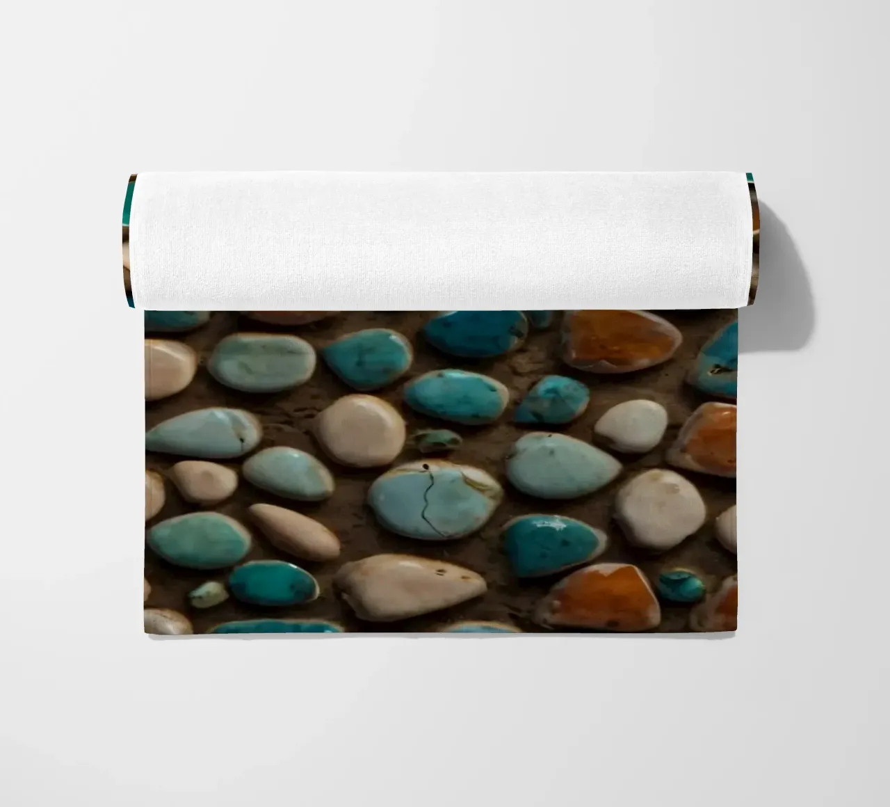 Mosaico colorato con varie pietre lisce telo mare da DesignDoodle