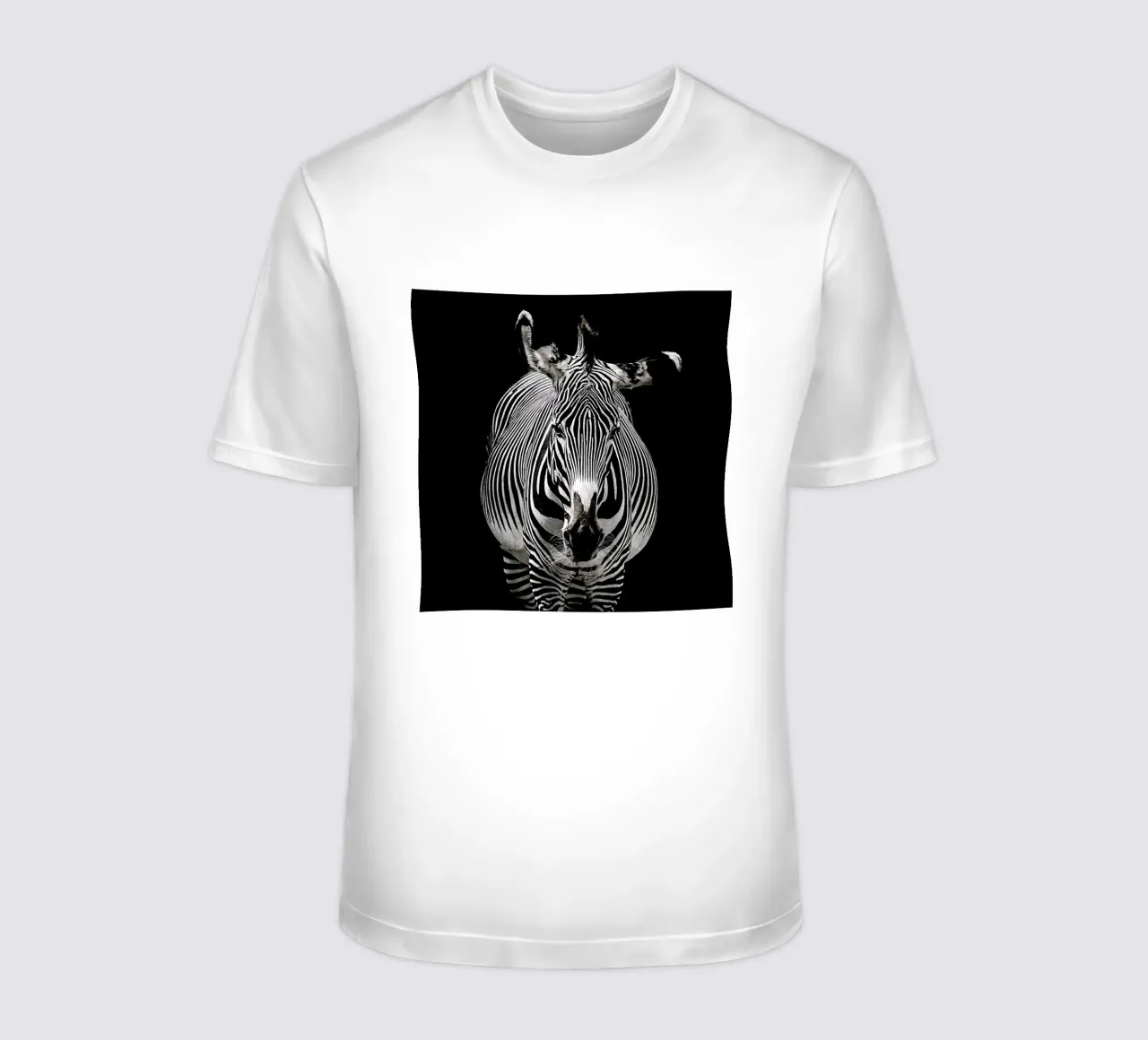 Hello Zebra by Lothare Dambreville t-shirt da EyeEm Mobile GmbH