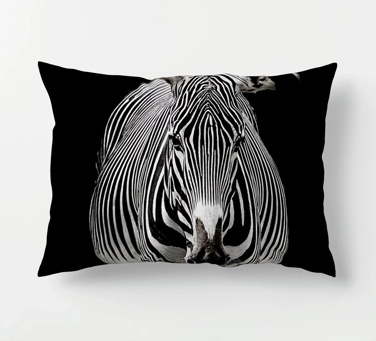 Hello Zebra by Lothare Dambreville cuscino da EyeEm Mobile GmbH