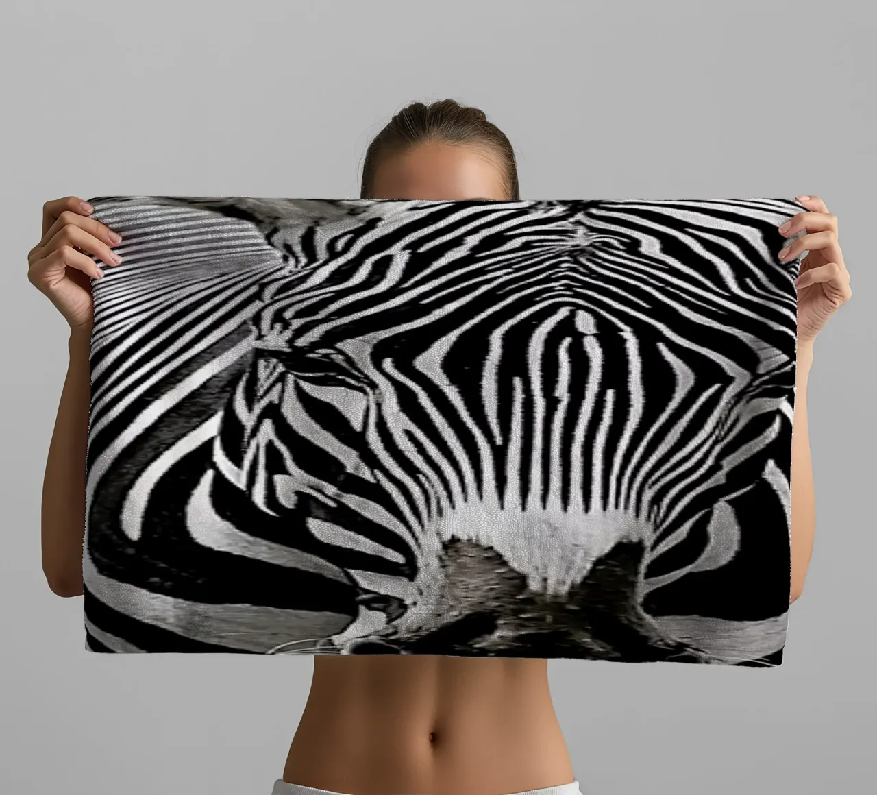 Hello Zebra by Lothare Dambreville asciugamano da bagno da EyeEm Mobile GmbH