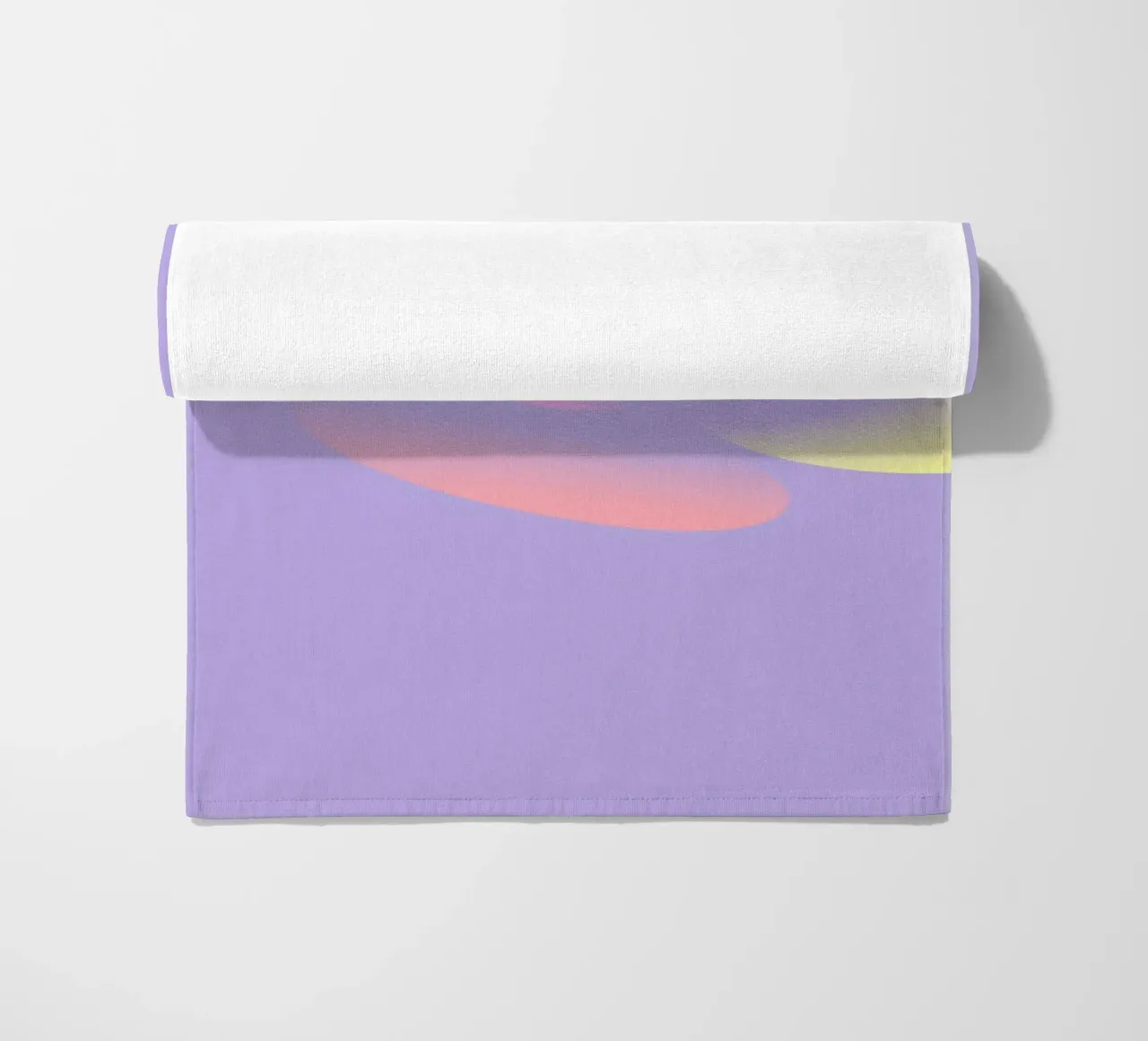 Motif abstrait en violet, jaune et rose serviette de plage de Something for you