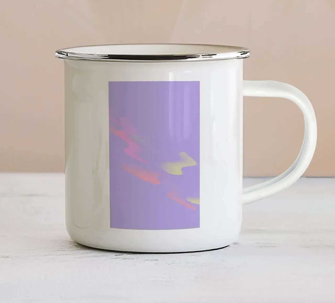 Motivo astratto colorato in viola, giallo e rosa tazza in smalto da Something for you