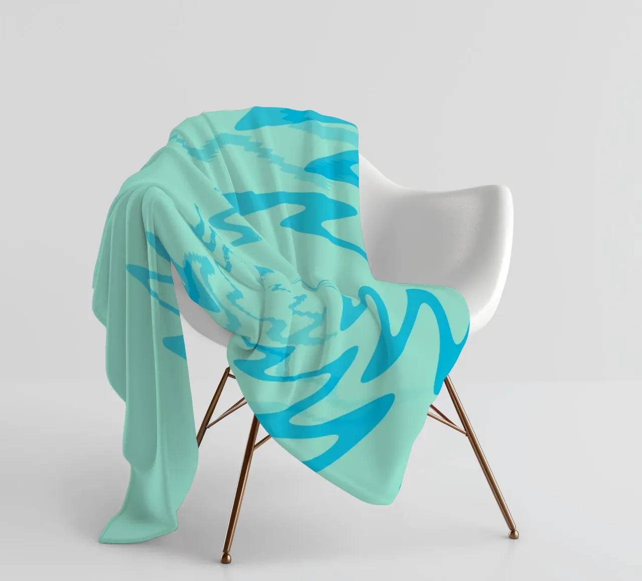 Disegno astratto a zigzag dinamico e ritorto in blu coperta in pile da Something for you