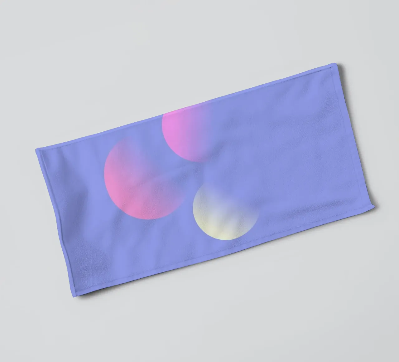 Gemälde von drei Planeten vor lila Hintergrund Handtuch von Something for you