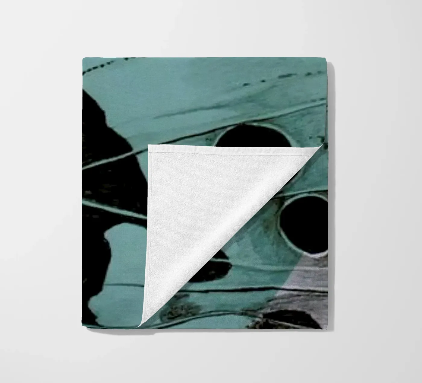 Moth telo mare da Morgan Kendall