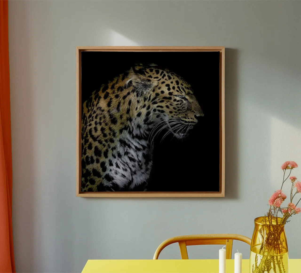 Leopard Profile by Lothare Dambreville tela con Cornice a cassetta da EyeEm Mobile GmbH