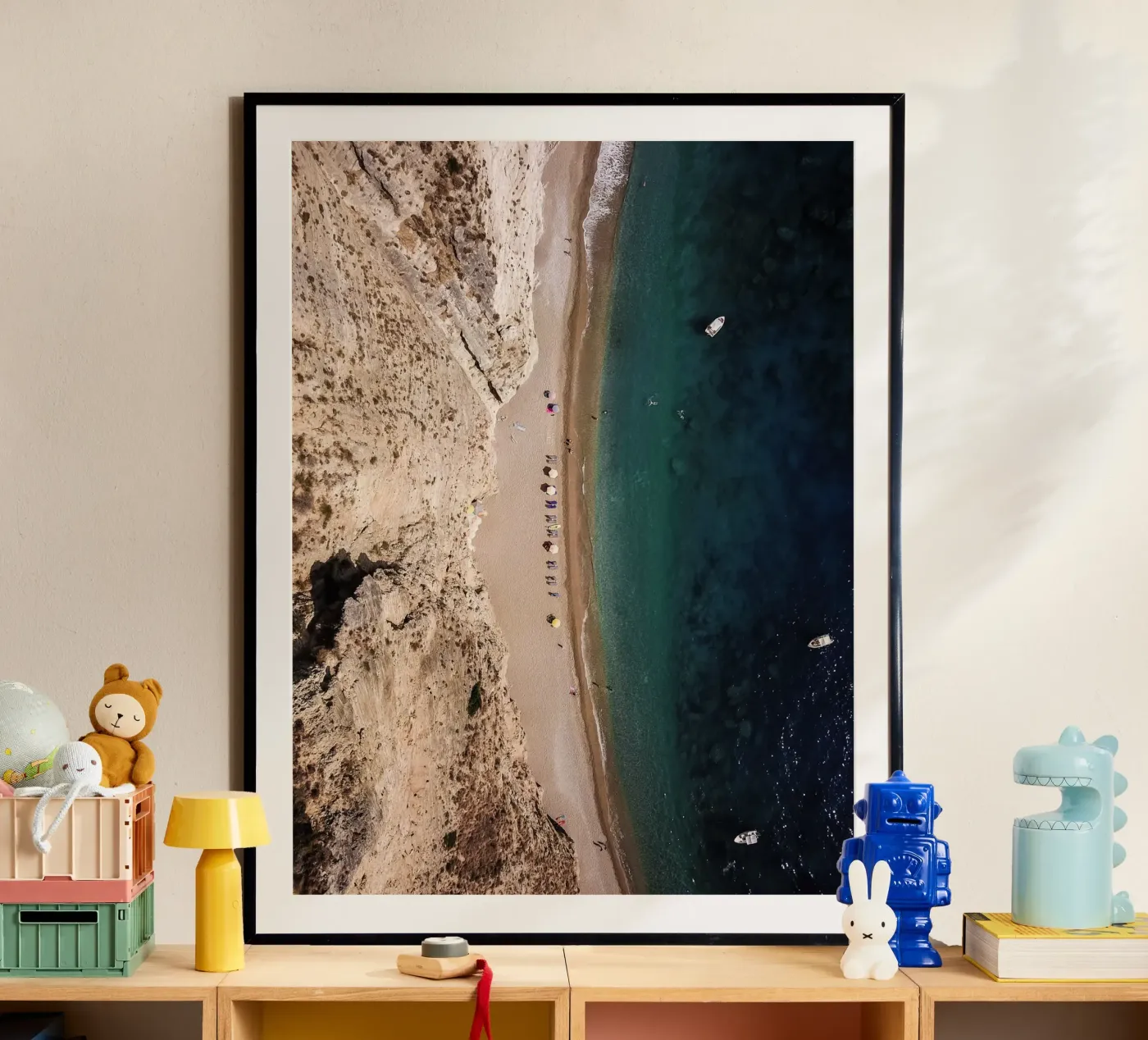 Cliffhanger poster by Framative