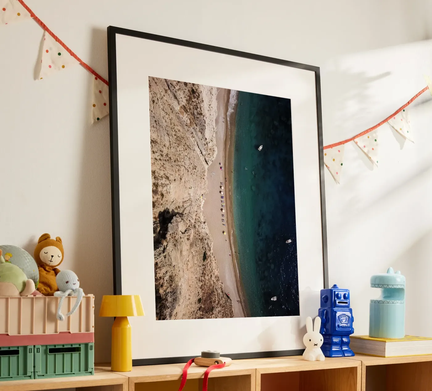 Cliffhanger poster by Framative