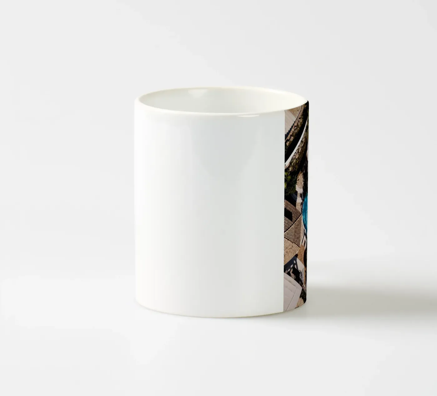 Pool Punsch ceramic mug by Framative