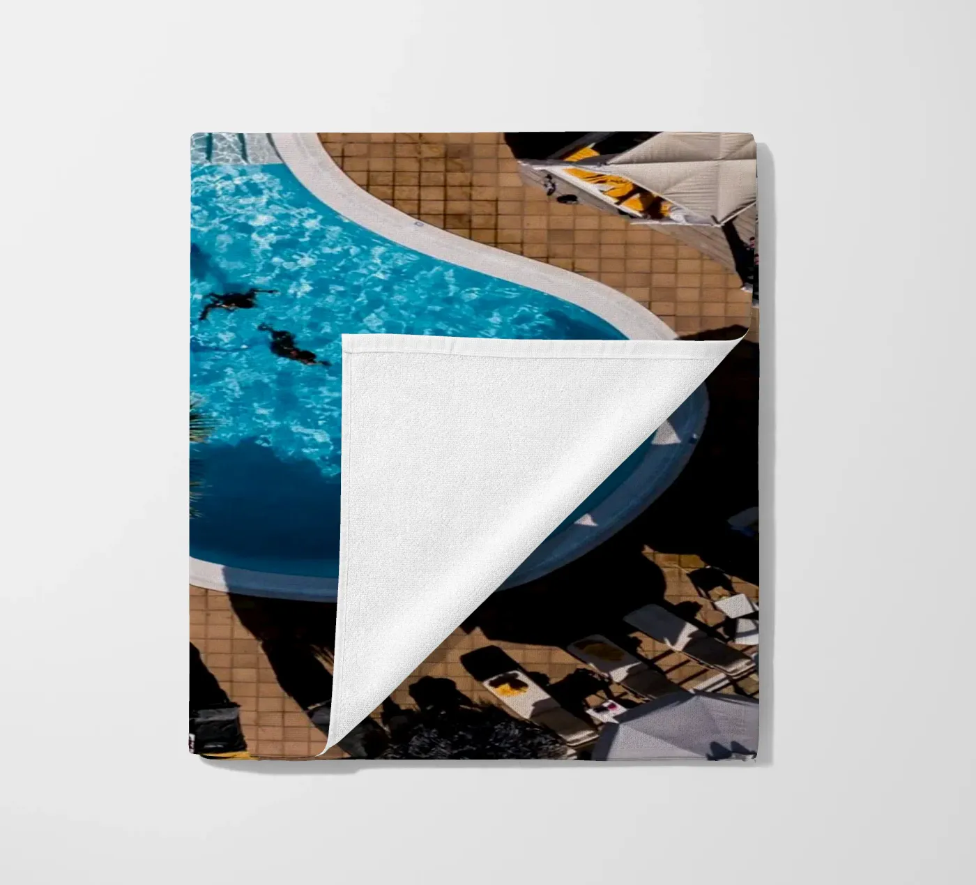 Pool Punsch beach towel by Framative