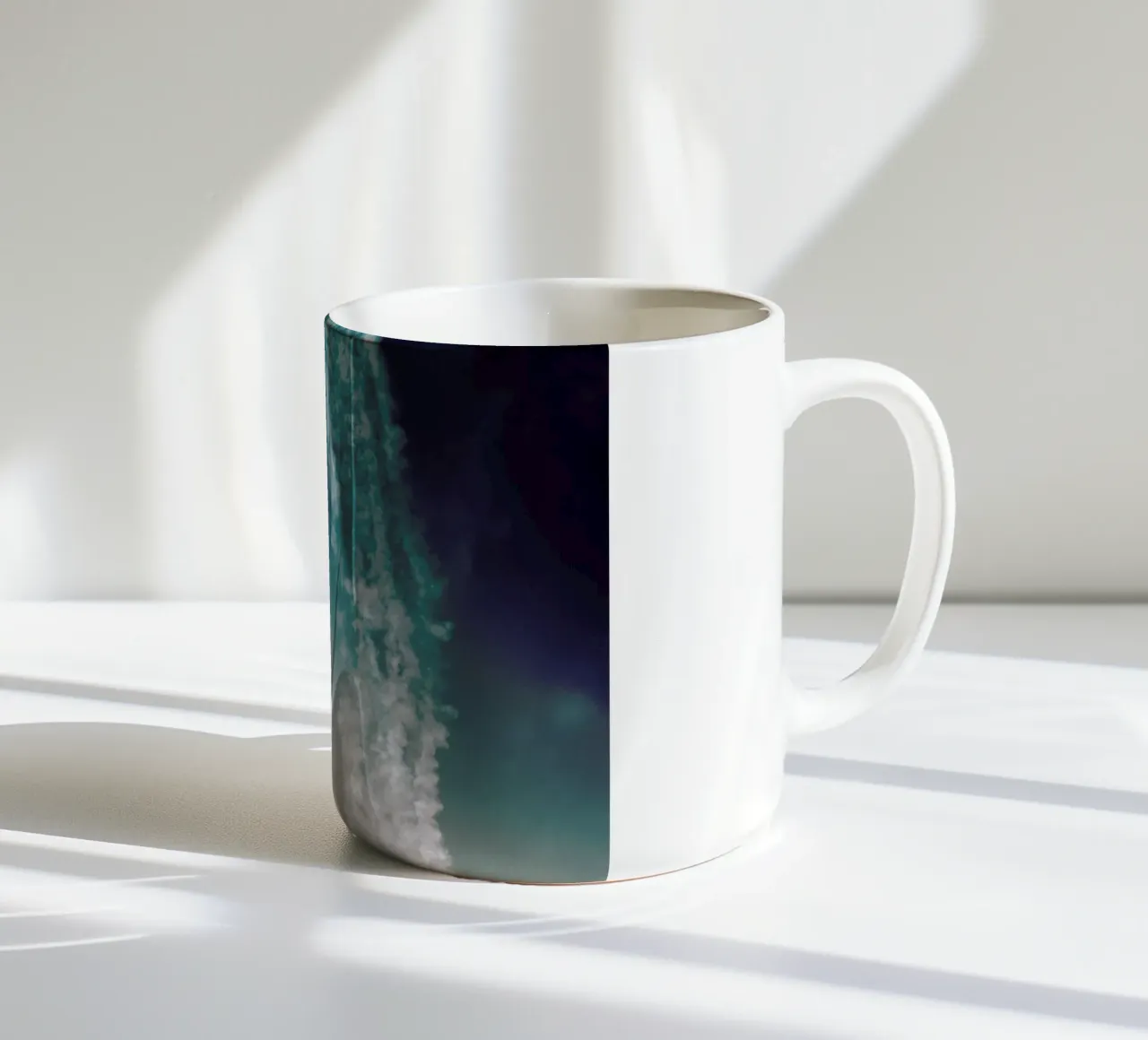 Squadron of the Skies by Jonas Peschel tazza in ceramica da EyeEm Mobile GmbH