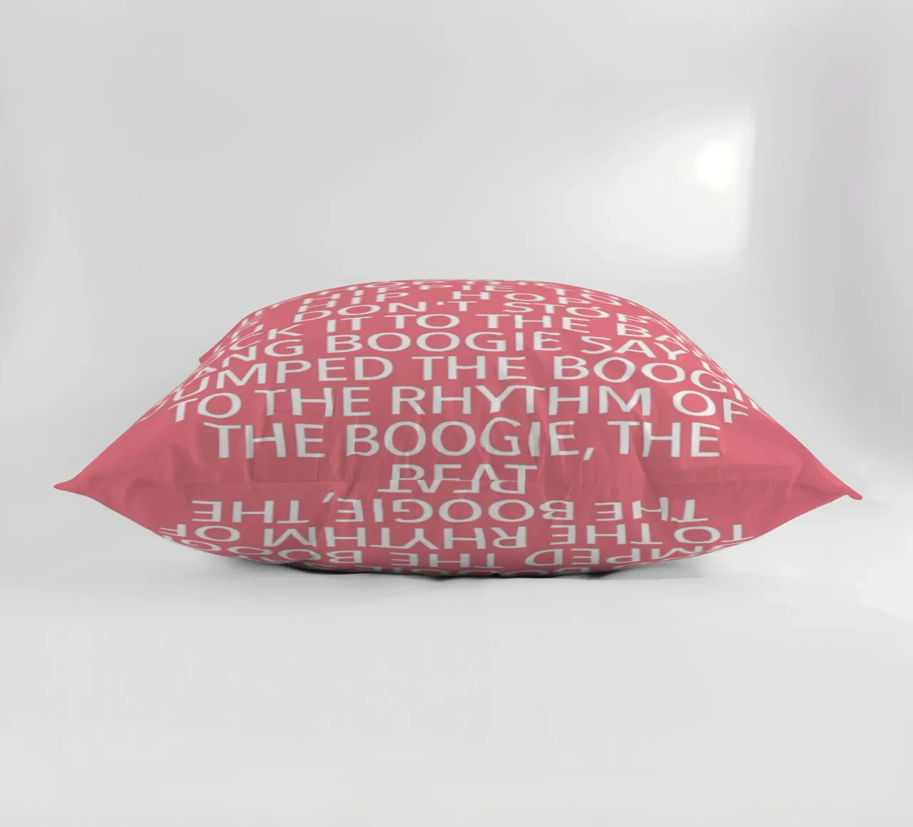 Delight - Pink Kissen von Studio One