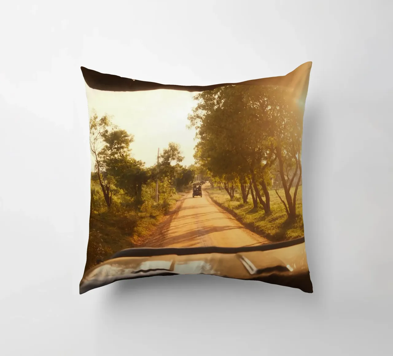 Golden Safari Trails cuscino da FujiPrints