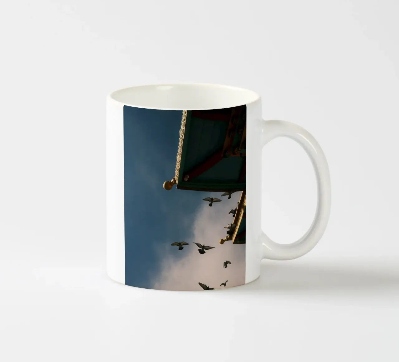 Annapurna Temple Sky tazza in ceramica da FujiPrints