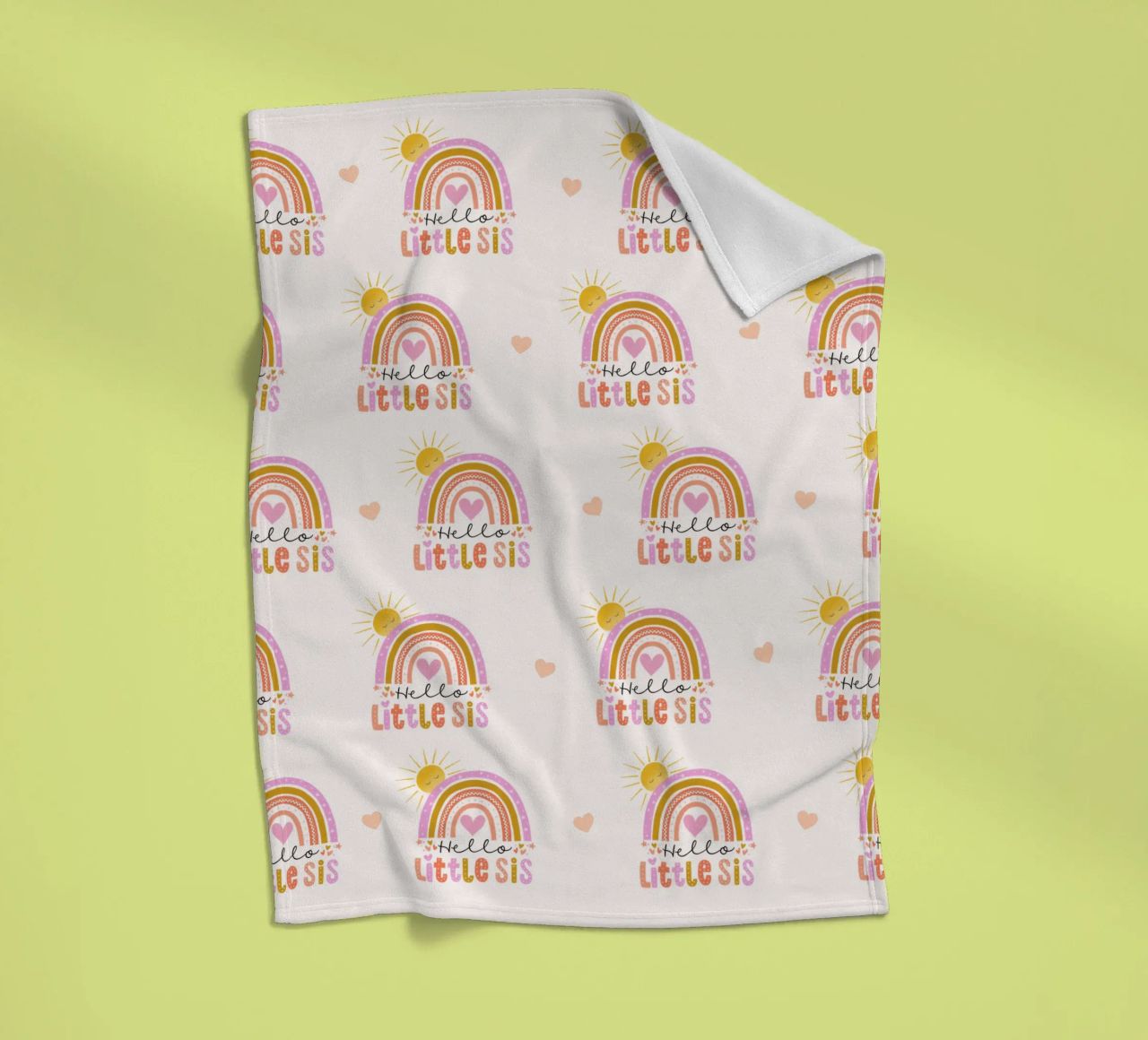 Ciao sorellina. Arcobaleno, sole e cuore coperta in pile da CalliLetters