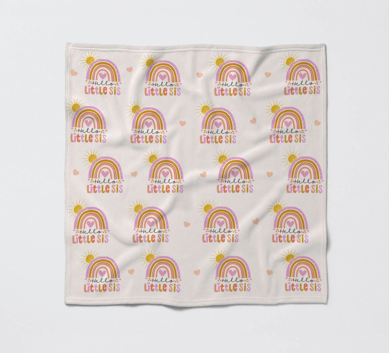 Ciao sorellina. Arcobaleno, sole e cuore coperta in pile da CalliLetters