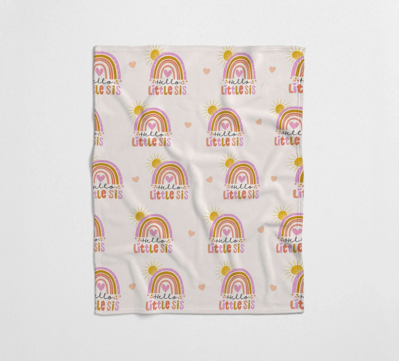 Ciao sorellina. Arcobaleno, sole e cuore coperta in pile da CalliLetters