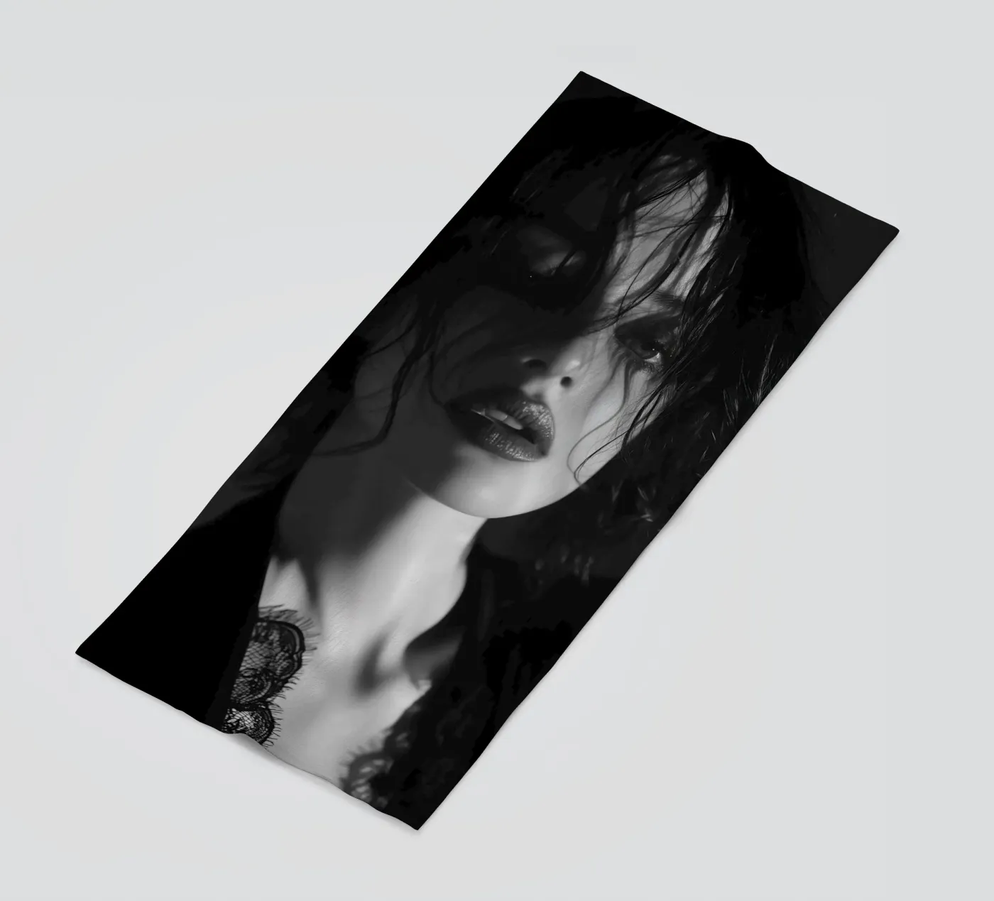 Desiderio nero telo mare da Visiophia