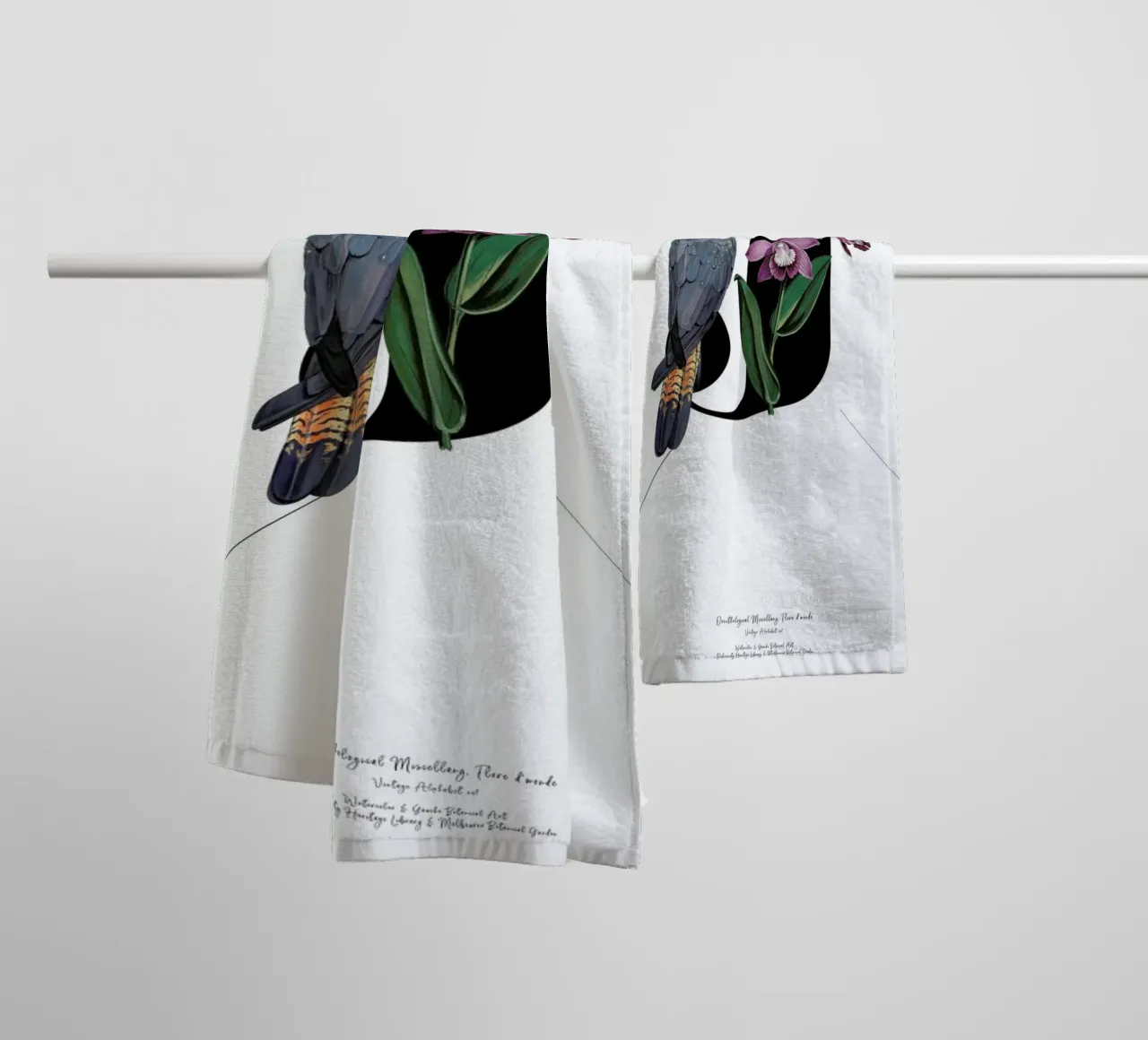 Botanical Alphabet - J asciugamano da bagno da Froilein Juno