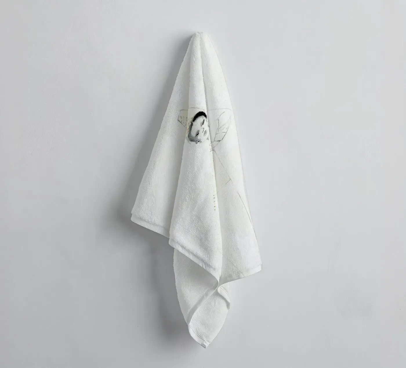 […] II towel by Julia Danckwerth