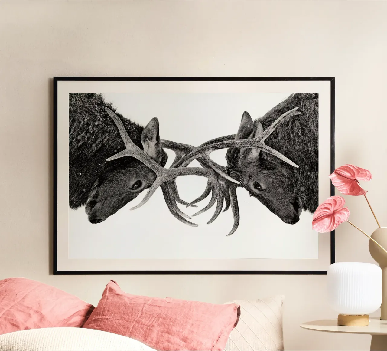 Eye to Eye - Elk Fight - Jim Cumming poster con telaio in plastica da Pictufy