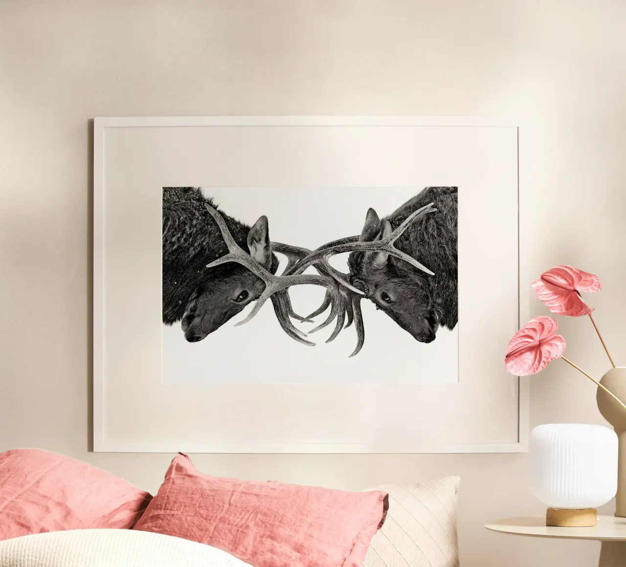 Eye to Eye - Elk Fight - Jim Cumming poster con telaio in plastica da Pictufy