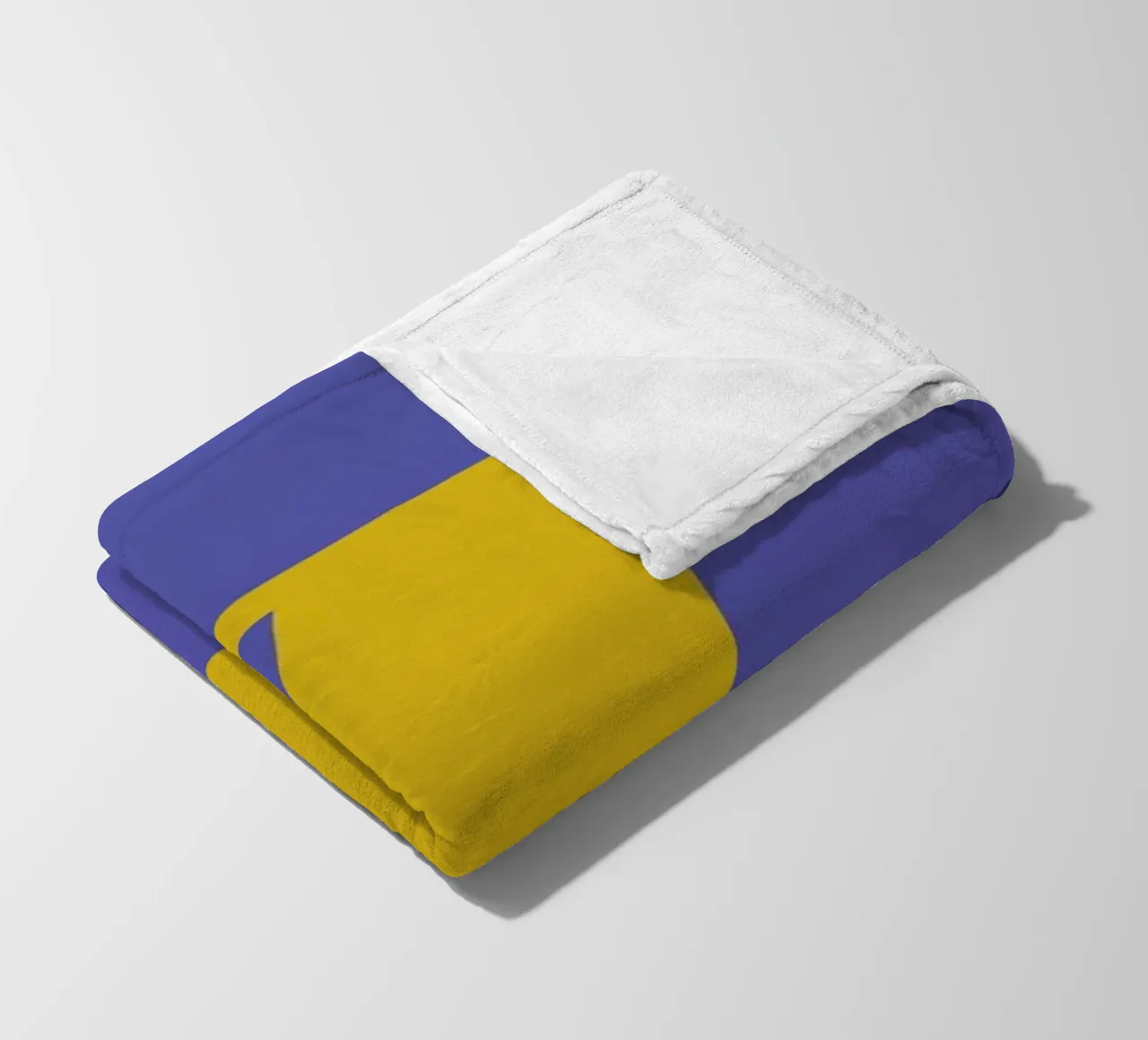 Blue Letter Z coperta in pile da Studio One