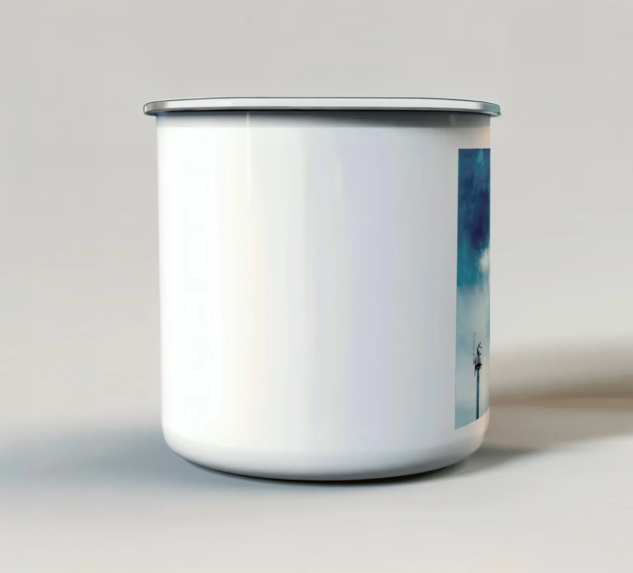 Weather Station tazza in smalto da Maria Sattrup