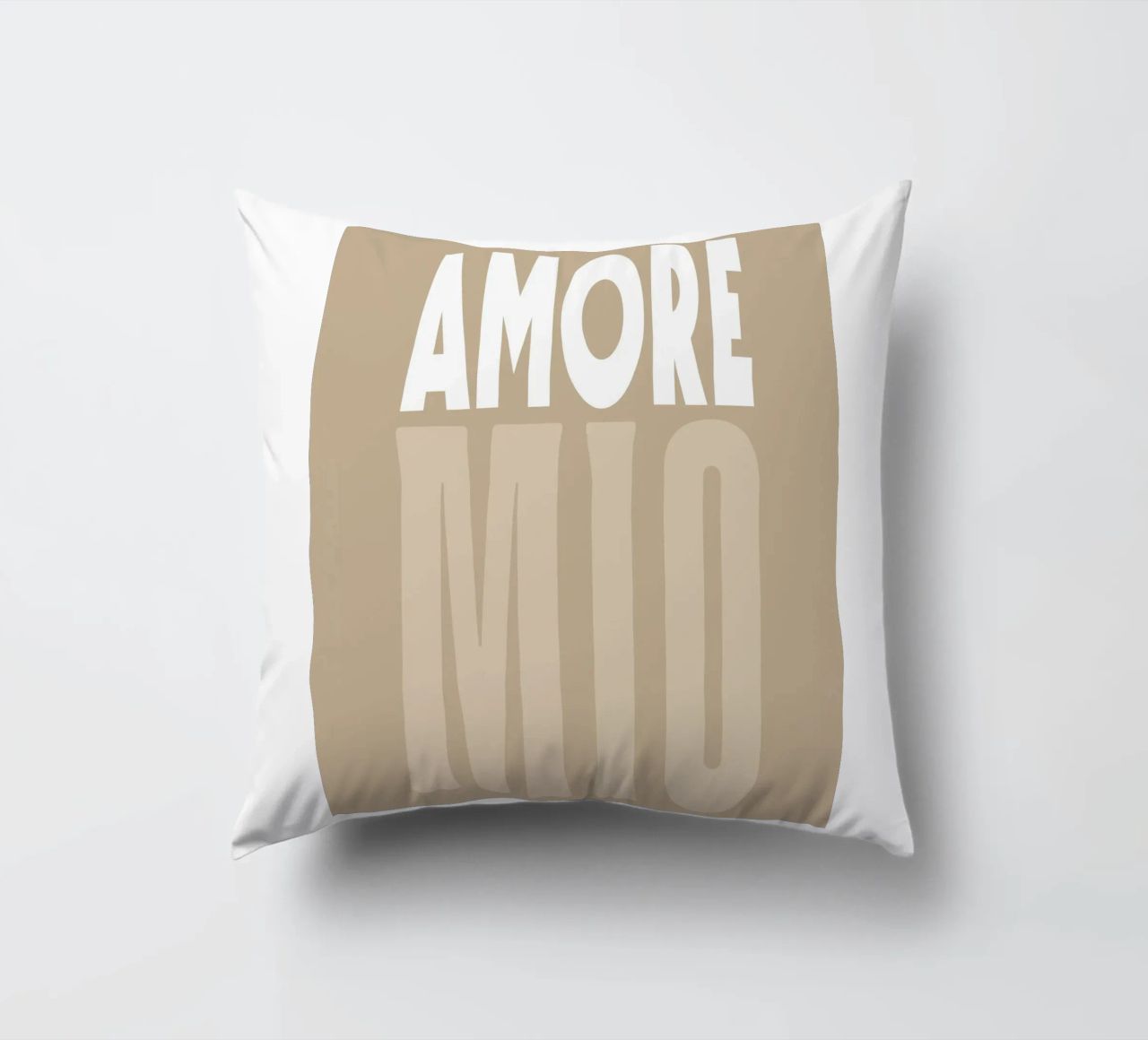 Amore Mio, Boho Sommer-Pop cuscino da Carinaprint