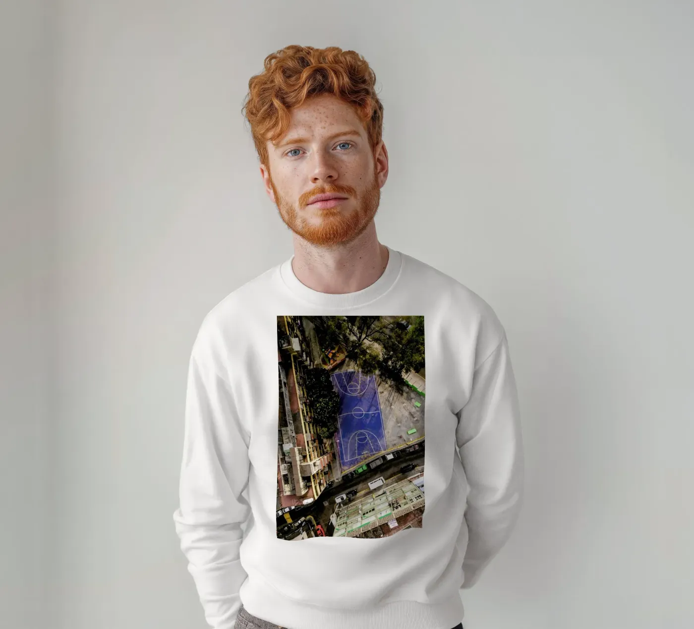 Triangle sweatshirt van ROBERTO H