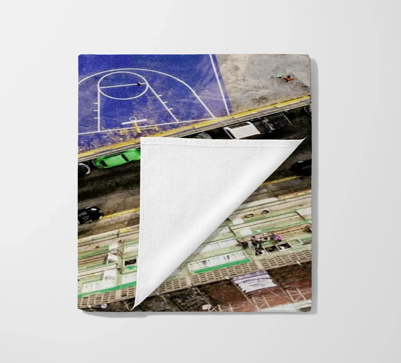 Triangle beach towel by ROBERTO H