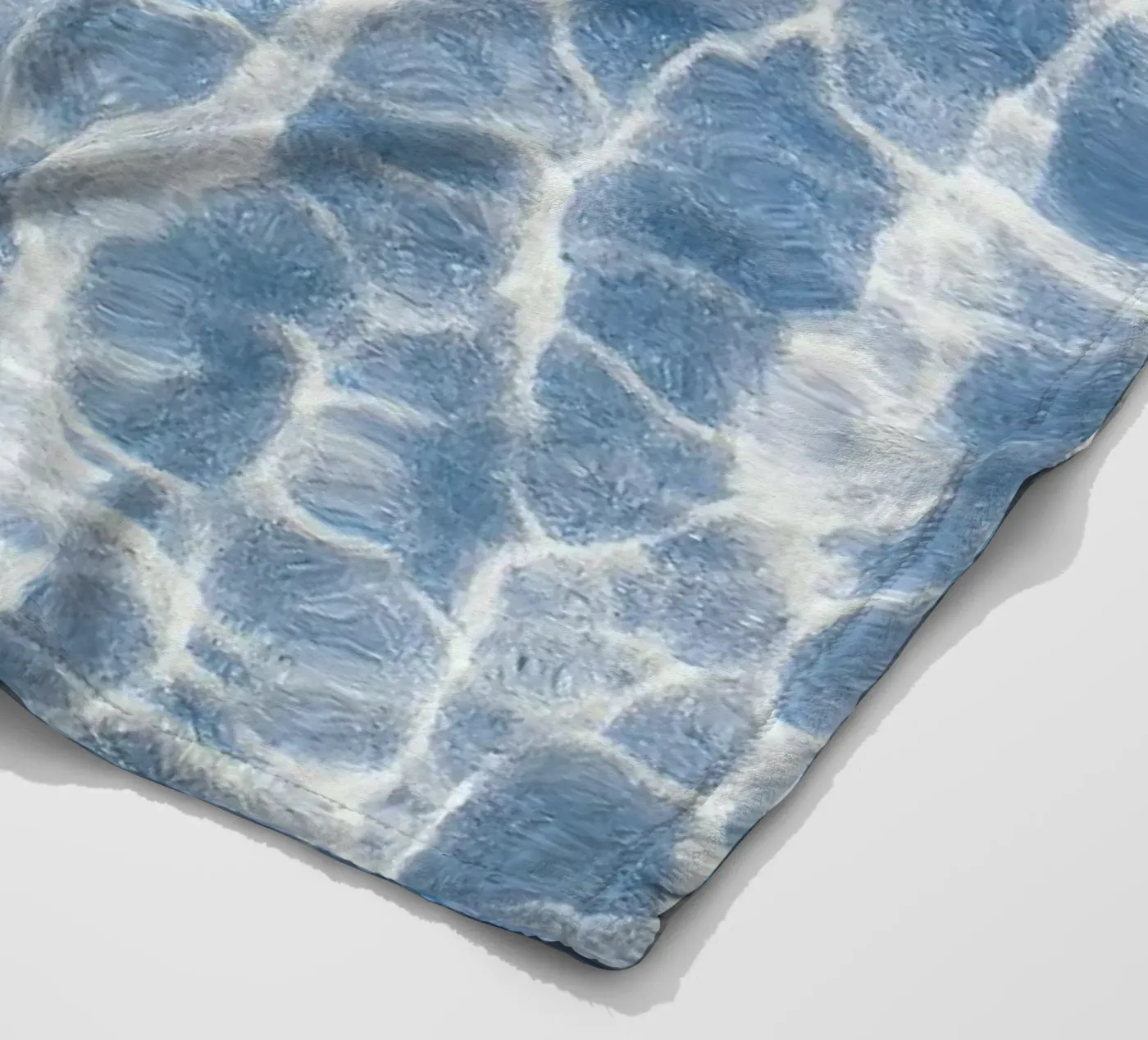 Ripples Fleecedecke von Victoria Frost