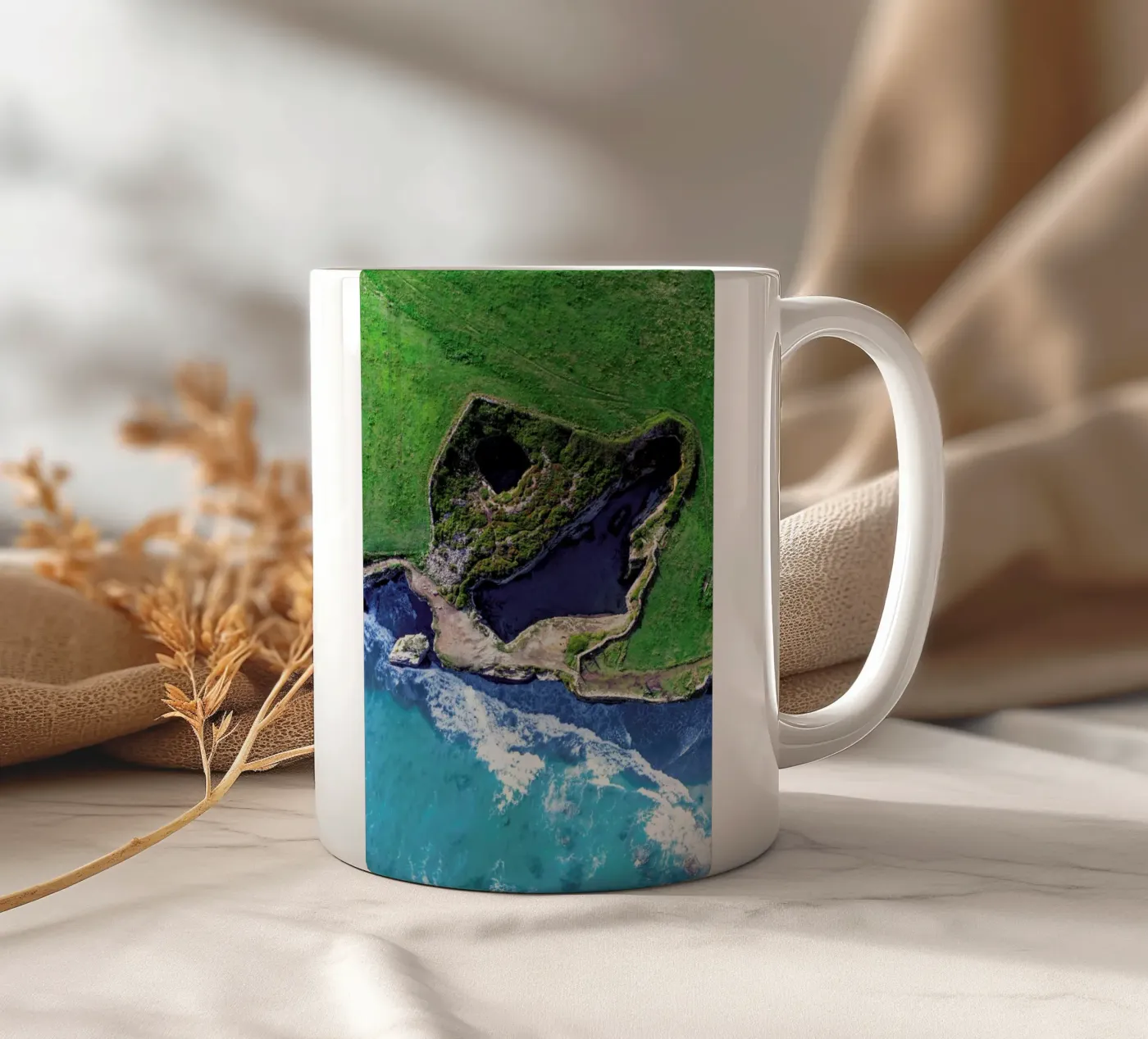 Catedrales ceramic mug by ROBERTO H