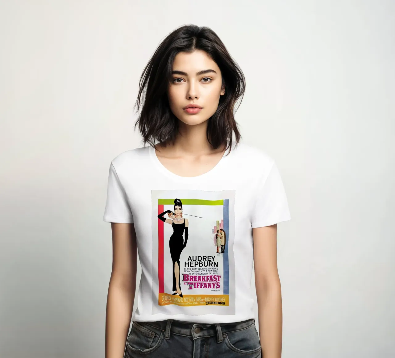 ‘Breakfast at Tiffany’s’ Retro Movie Poster dames t-shirt getailleerd van Gallery Print and Art Limited