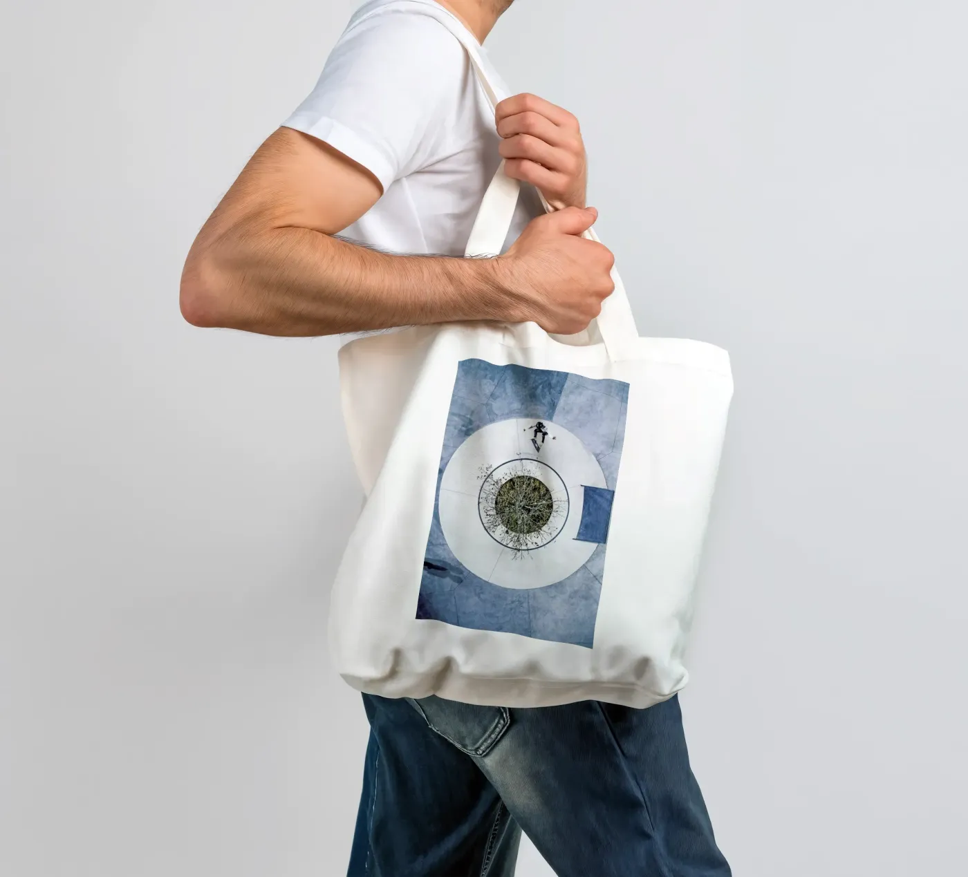Gravity tote bag by ROBERTO H