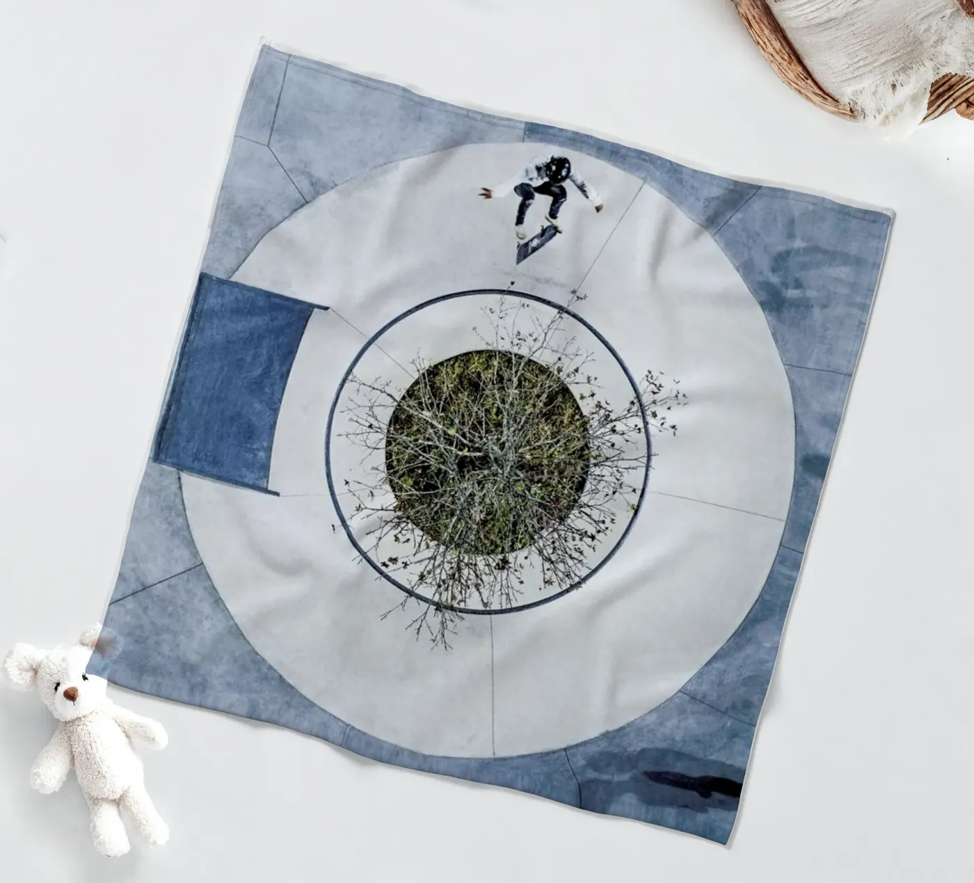 Gravity Fleecedecke von ROBERTO H