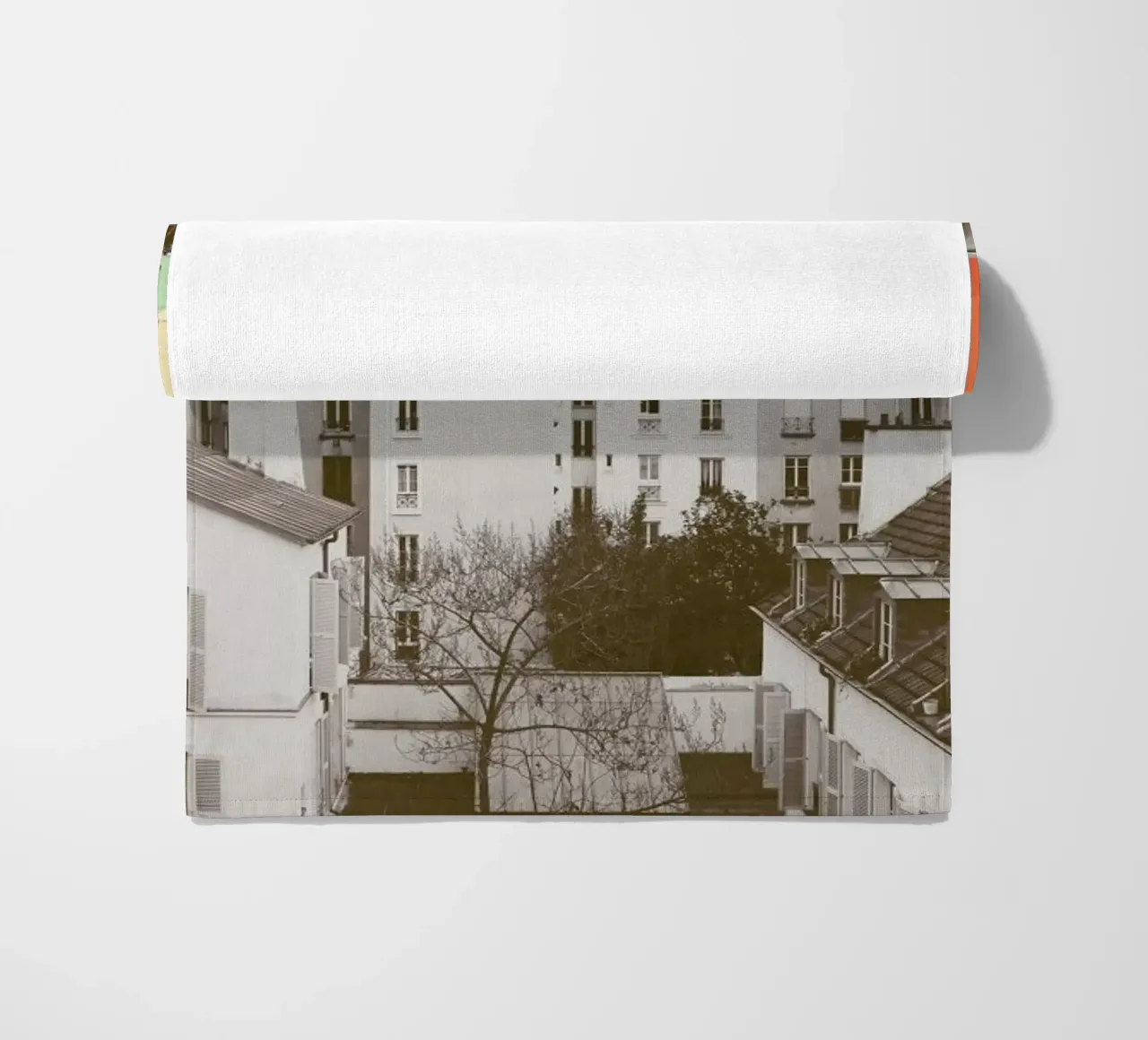 Rainbow Sky Above Paris telo mare da Florent Bodart