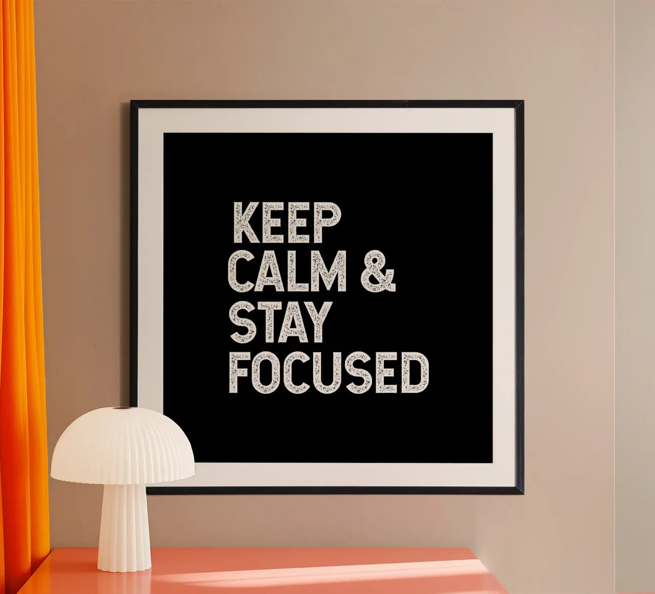 Keep calm and stay focused poster con telaio in alluminio da happieeagle