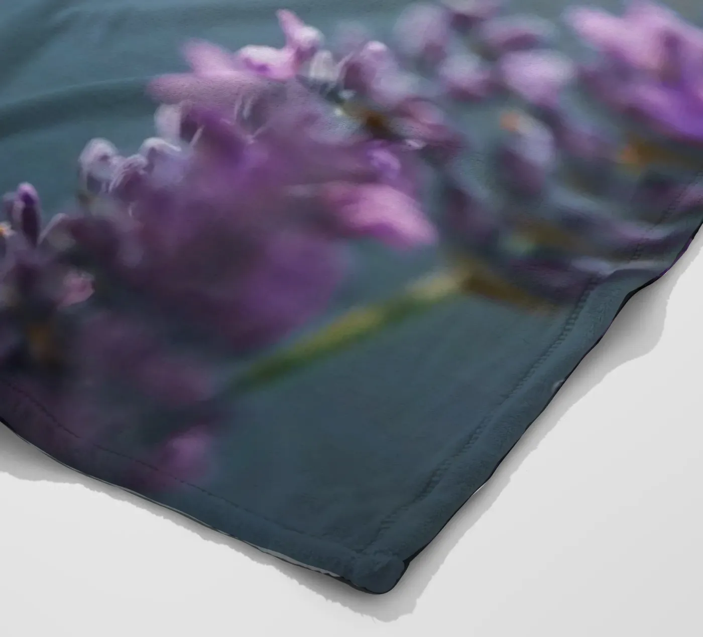 Hommel fleecedeken van Tom's Wildlife