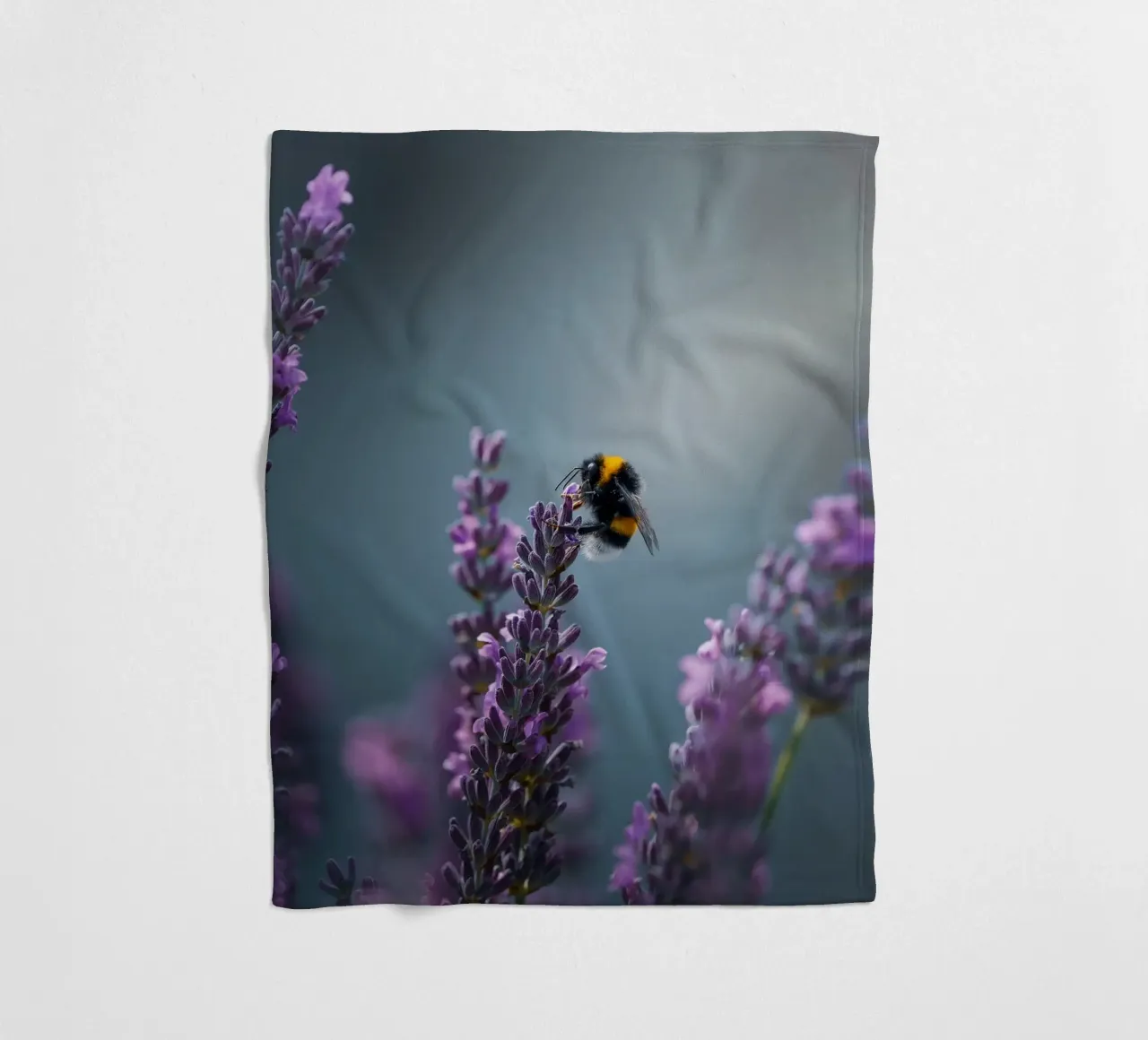 Bumblebee Fleecedecke von Tom's Wildlife