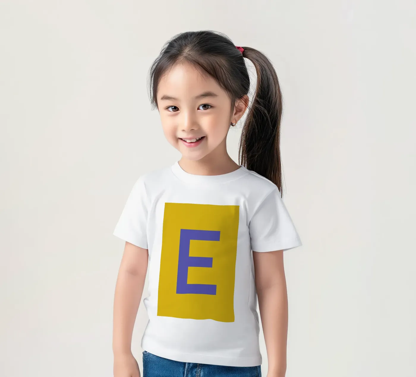 Yellow Letter E t-shirt bambini da Studio One