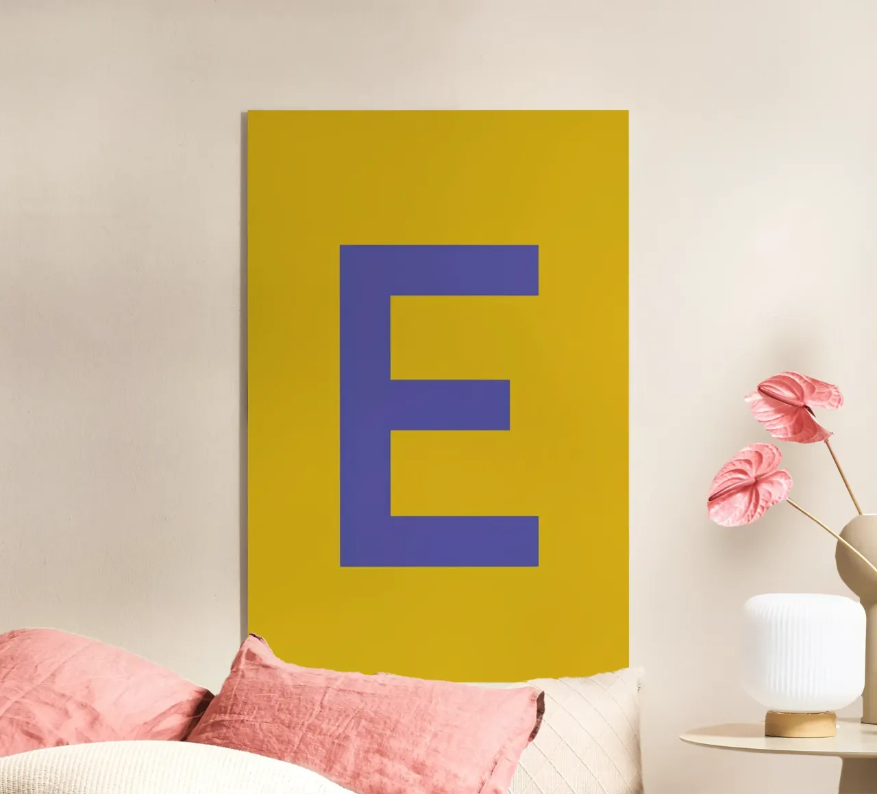 Yellow Letter E plexiglass da Studio One