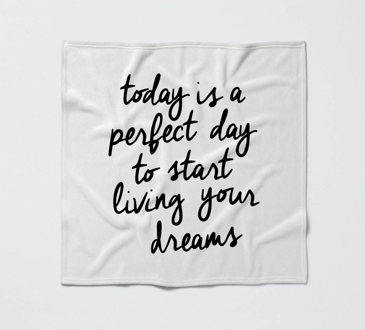 Oggi è un giorno perfetto per iniziare a vivere i propri sogni coperta in pile da THE MOTIVATED TYPE