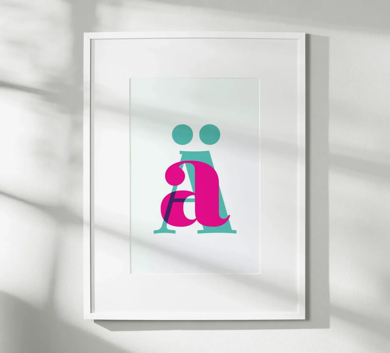 Magenta/Mint Ä poster met houten frame van Studio One